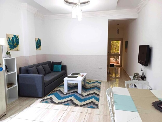 JULIA APARTMENT 
